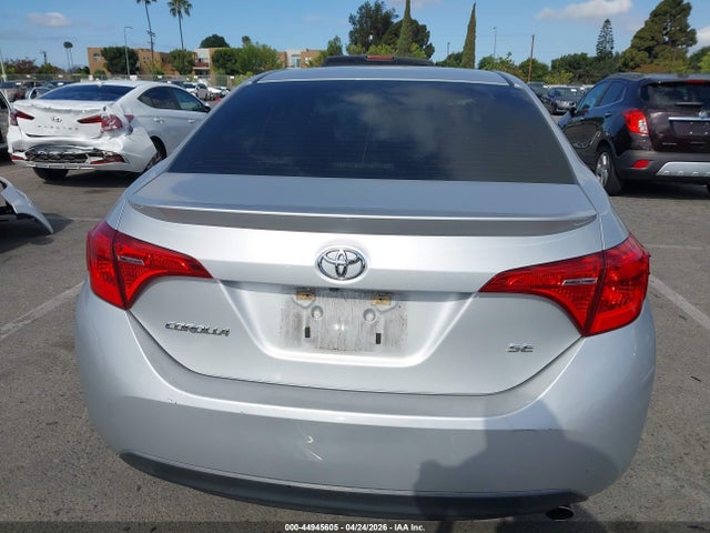 Toyota COROLLA SE 2018 5YFBURHE4JP794543 Image 17