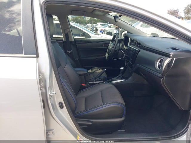 Toyota COROLLA SE 2018 5YFBURHE4JP794543 Image 5
