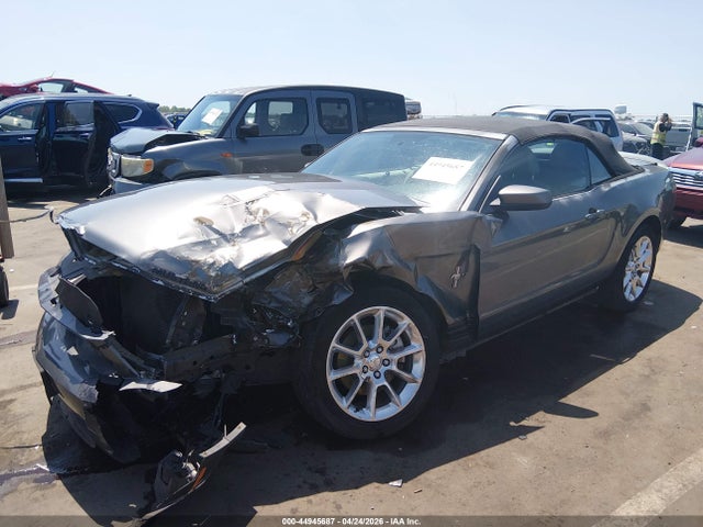 Продаж на аукціоні авто 2011 Ford Mustang V6 Premium, vin: 1ZVBP8EM8B5114099, номер лоту: 44945687