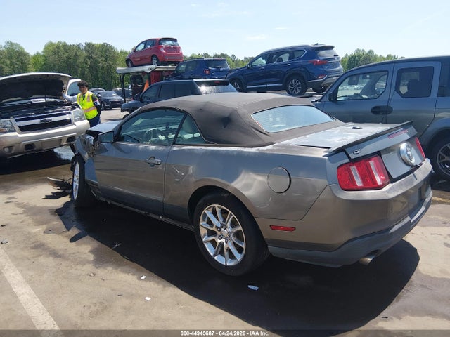 Продаж на аукціоні авто 2011 Ford Mustang V6 Premium, vin: 1ZVBP8EM8B5114099, номер лоту: 44945687