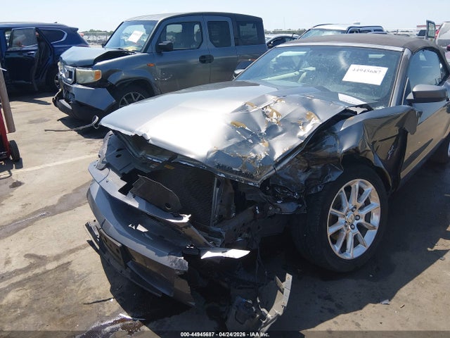Продаж на аукціоні авто 2011 Ford Mustang V6 Premium, vin: 1ZVBP8EM8B5114099, номер лоту: 44945687