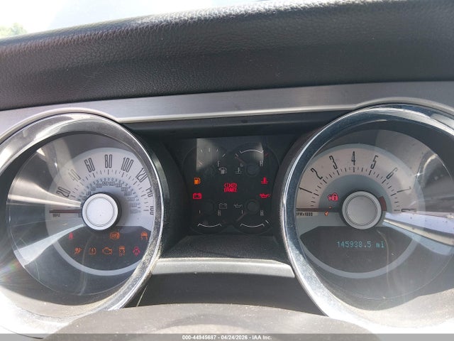 Продаж на аукціоні авто 2011 Ford Mustang V6 Premium, vin: 1ZVBP8EM8B5114099, номер лоту: 44945687