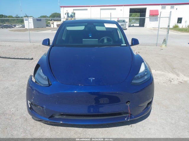 Продажа на аукционе авто 2021 Tesla Model Y Long Range Dual Motor All-wheel Drive, vin: 5YJYGDEE4MF301906, номер лота: 44945692