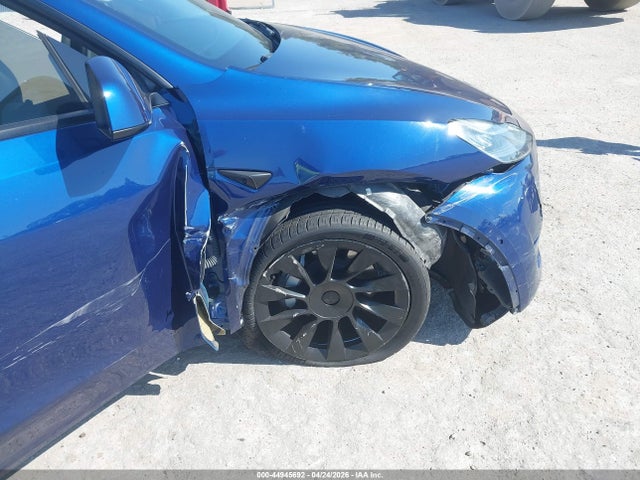 Продажа на аукционе авто 2021 Tesla Model Y Long Range Dual Motor All-wheel Drive, vin: 5YJYGDEE4MF301906, номер лота: 44945692