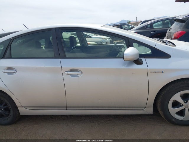 2014 Toyota Prius Two მანქანა იყიდება აუქციონზე, vin: JTDKN3DU0E1741906, აუქციონის ნომერი: 44945701