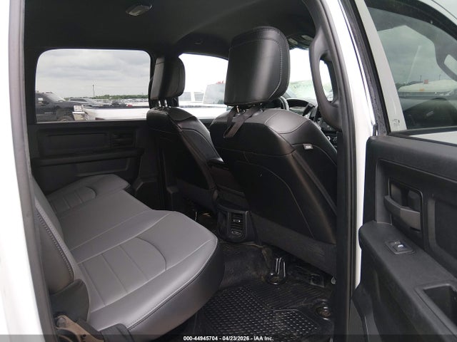 44945704 :رقم المزاد ، 3C63RRGL8RG108969 vin ، 2024 Ram 3500 Tradesman  4x4 8' Box مزاد بيع