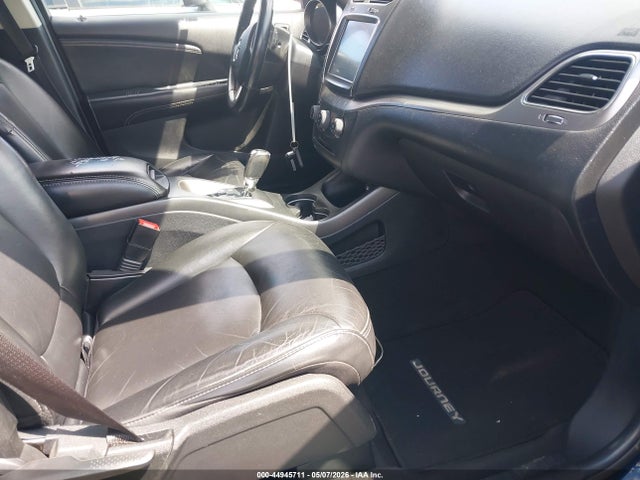 Продажа на аукционе авто 2017 Dodge Journey Crossroad Plus Awd, vin: 3C4PDDGG9HT563124, номер лота: 44945711