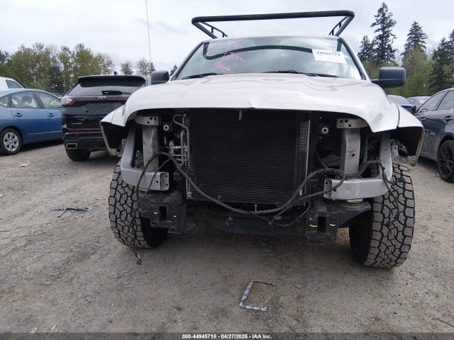 1C6RR6GG8GS227364 RAM 1500 Slt