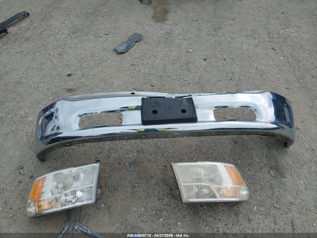 1C6RR6GG8GS227364 RAM 1500 Slt