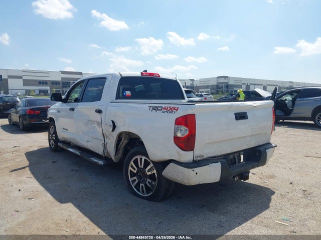 Продажа на аукционе авто 2020 Toyota Tundra Sr5, vin: 5TFDY5F12LX907559, номер лота: 44945728