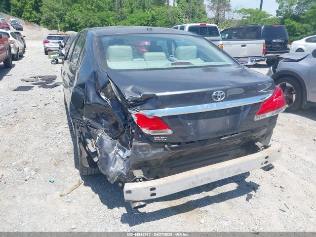 44945762 :رقم المزاد ، 4T1BK3DB2BU393118 vin ، 2011 Toyota Avalon مزاد بيع