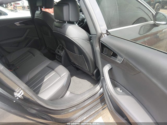 44945765 :رقم المزاد ، WAUFACF59MA050436 vin ، 2021 Audi A5 Sportback Premium Plus 45 Tfsi Quattro S Tronic مزاد بيع