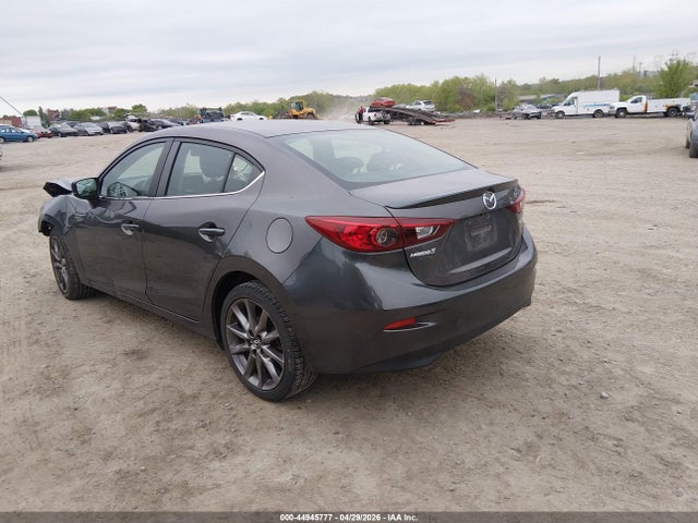 3MZBN1V3XJM251168 Mazda Mazda3 Touring