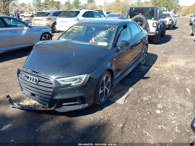 44945792 :رقم المزاد ، WAUBEGFF9LA097239 vin ، 2020 Audi A3 Premium 45 Tfsi S Line Quattro S Tronic مزاد بيع