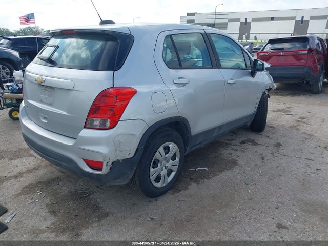 2018 Chevrolet Trax Ls მანქანა იყიდება აუქციონზე, vin: KL7CJKSB9JB731484, აუქციონის ნომერი: 44945797