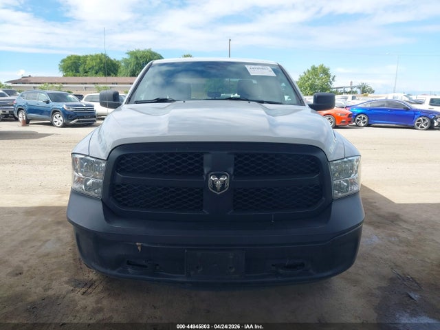 1C6RR7KG1JS300501 RAM 1500 Tradesman 4x4 5&#039;7 Box