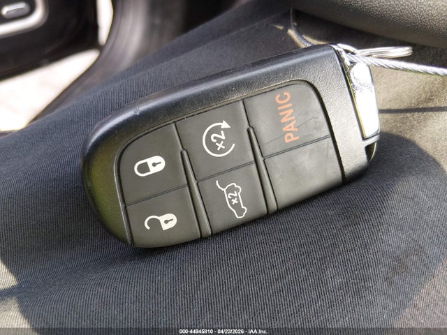 Продажа на аукционе авто 2023 Jeep Compass Latitude Lux Fwd, vin: 3C4NJDFN7PT562827, номер лота: 44945810