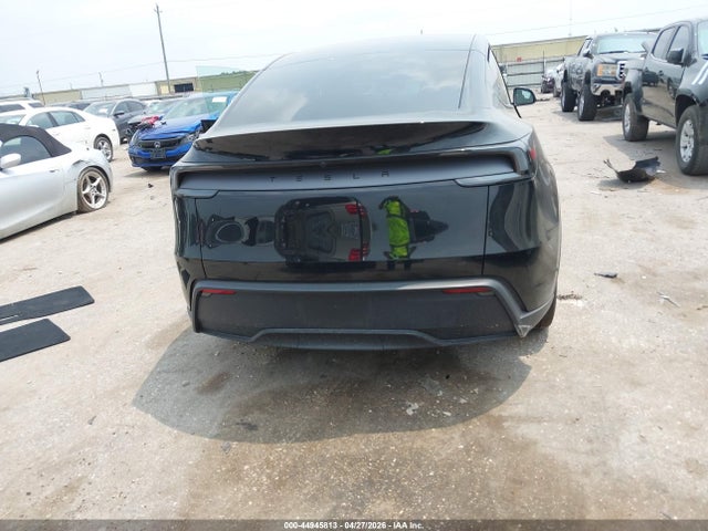 2026 Tesla Model Y მანქანა იყიდება აუქციონზე, vin: 7SAYGDED7TA495045, აუქციონის ნომერი: 44945813