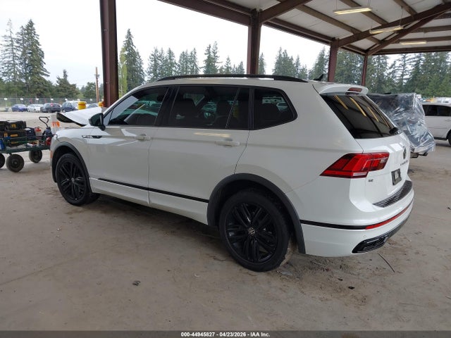 2022 Volkswagen Tiguan 2.0t Se R-line Black მანქანა იყიდება აუქციონზე, vin: 3VV8B7AX1NM072252, აუქციონის ნომერი: 44945827