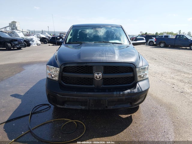 2017 Ram 1500 Tradesman  4x2 6'4 Box მანქანა იყიდება აუქციონზე, vin: 1C6RR6FG7HS542000, აუქციონის ნომერი: 44945828