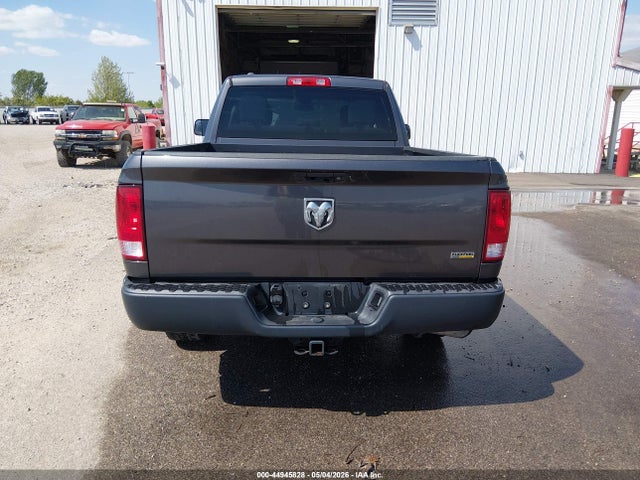 2017 Ram 1500 Tradesman  4x2 6'4 Box მანქანა იყიდება აუქციონზე, vin: 1C6RR6FG7HS542000, აუქციონის ნომერი: 44945828