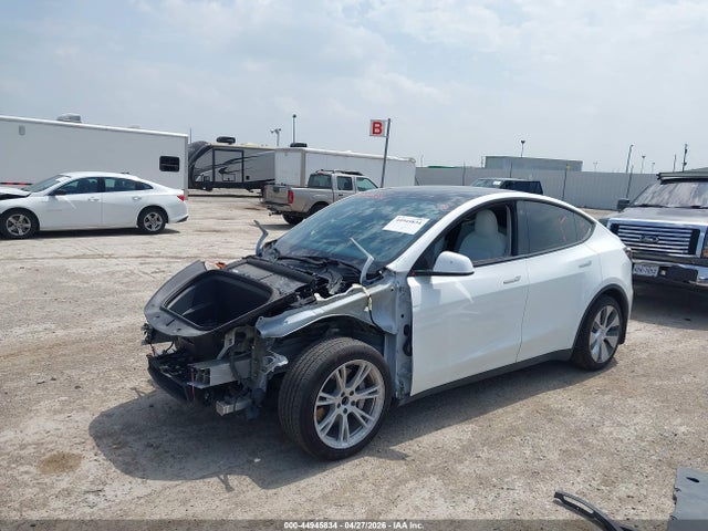Продажа на аукционе авто 2022 Tesla Model Y Long Range Dual Motor All-wheel Drive, vin: 7SAYGAEE6NF388775, номер лота: 44945834