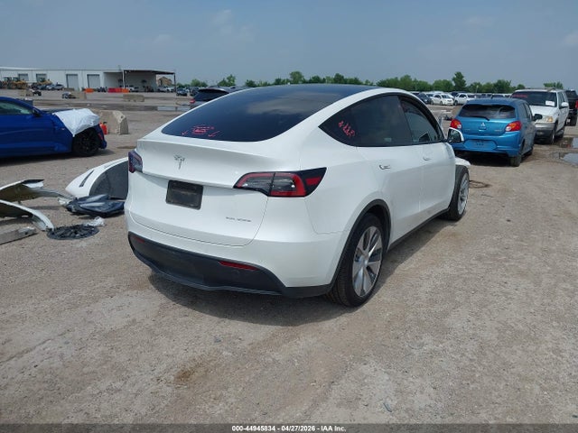 Продажа на аукционе авто 2022 Tesla Model Y Long Range Dual Motor All-wheel Drive, vin: 7SAYGAEE6NF388775, номер лота: 44945834