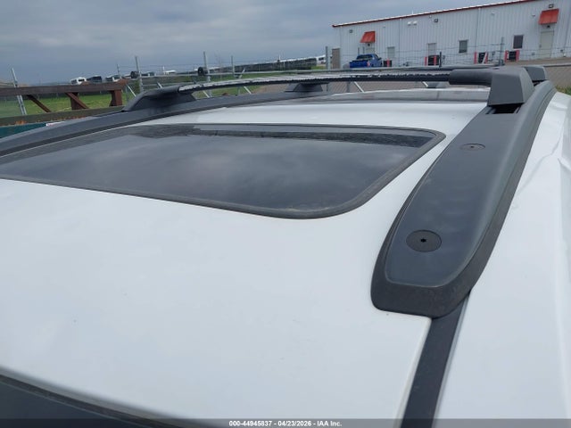 Продаж на аукціоні авто 2016 Chevrolet Traverse 2lt, vin: 1GNKVHKD8GJ233340, номер лоту: 44945837