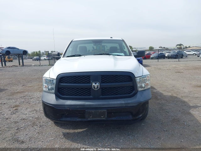 3C6JR6DG1KG503904 RAM 1500 Classic Tradesman 4x2 8&#039; Box