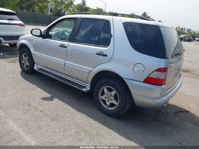 2000 Mercedes-benz Ml 320 მანქანა იყიდება აუქციონზე, vin: 4JGAB54E7YA181911, აუქციონის ნომერი: 44945880