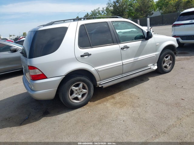 2000 Mercedes-benz Ml 320 მანქანა იყიდება აუქციონზე, vin: 4JGAB54E7YA181911, აუქციონის ნომერი: 44945880