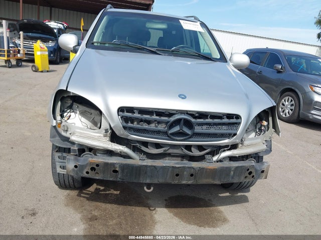 2000 Mercedes-benz Ml 320 მანქანა იყიდება აუქციონზე, vin: 4JGAB54E7YA181911, აუქციონის ნომერი: 44945880