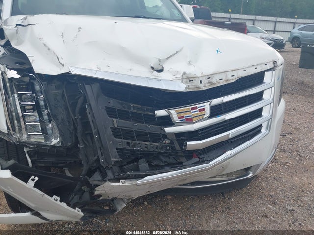 Продажа на аукционе авто 2018 Cadillac Escalade Esv Premium Luxury, vin: 1GYS3JKJ2JR137394, номер лота: 44945882