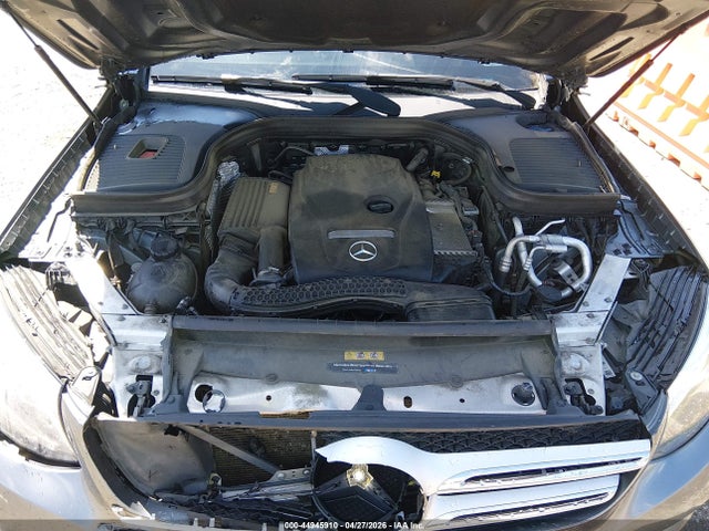 44945910 :رقم المزاد ، WDC0G4KB6JV078556 vin ، 2018 Mercedes-benz Glc 300 4matic مزاد بيع