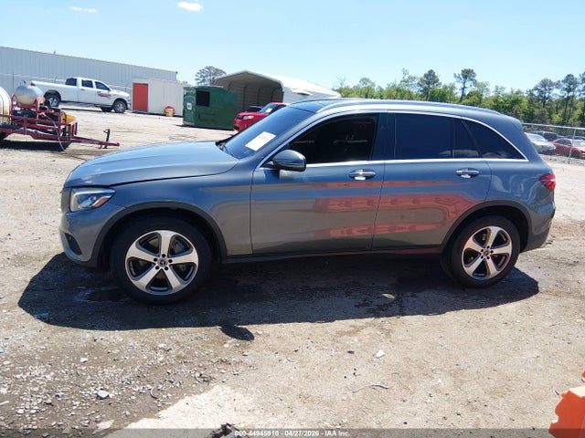44945910 :رقم المزاد ، WDC0G4KB6JV078556 vin ، 2018 Mercedes-benz Glc 300 4matic مزاد بيع