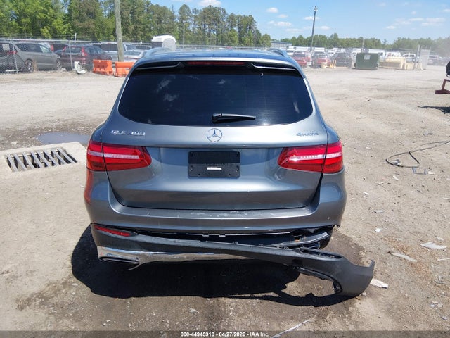 44945910 :رقم المزاد ، WDC0G4KB6JV078556 vin ، 2018 Mercedes-benz Glc 300 4matic مزاد بيع