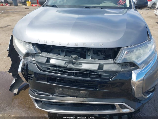 JA4AZ3A30KJ000494 Mitsubishi Outlander Es