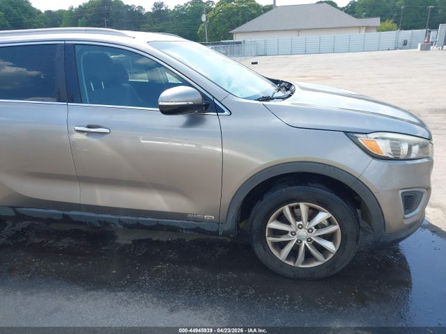 Продаж на аукціоні авто 2017 Kia Sorento 3.3l Lx, vin: 5XYPGDA55HG210305, номер лоту: 44945939