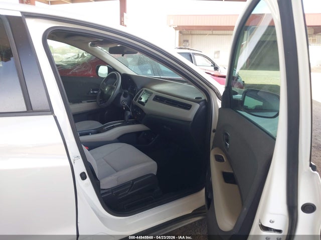 Auction sale of the 2021 Honda Hr-v 2wd Lx, vin: 3CZRU5H34MM711432, lot number: 44945948
