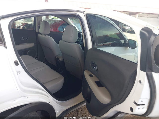 Auction sale of the 2021 Honda Hr-v 2wd Lx, vin: 3CZRU5H34MM711432, lot number: 44945948