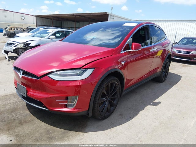 44945954 :رقم المزاد ، 5YJXCDE22JF102149 vin ، 2018 Tesla Model X 100d/75d/p100d مزاد بيع