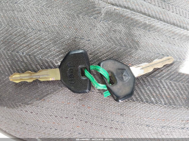 1994 Jeep Cherokee Se მანქანა იყიდება აუქციონზე, vin: 1J4FJ28S1RL122848, აუქციონის ნომერი: 44945967