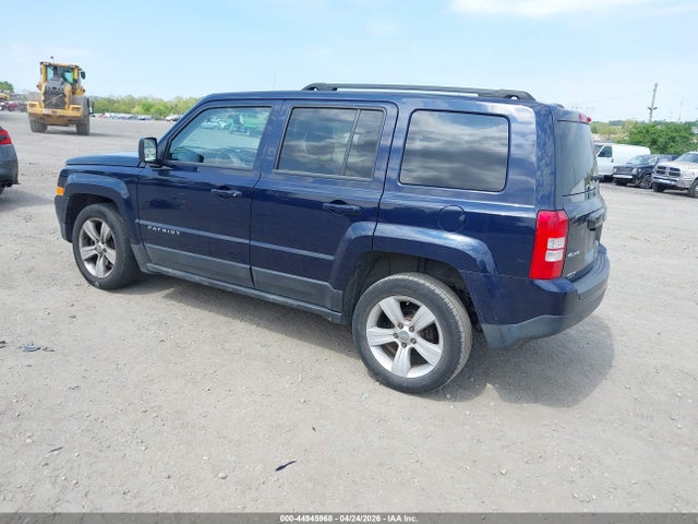 1C4NJRFB5GD542682 Jeep Patriot Latitude
