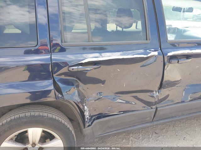 1C4NJRFB5GD542682 Jeep Patriot Latitude