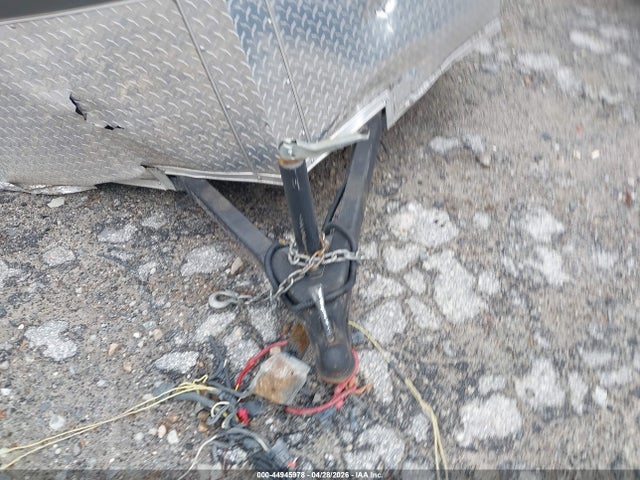 44945978 :رقم المزاد ، 53FBE1215NF079921 vin ، 2022 Ford Covered مزاد بيع