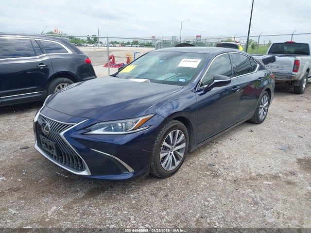 44946008 :رقم المزاد ، 58ADZ1B10LU063989 vin ، 2020 Lexus Es 350 مزاد بيع