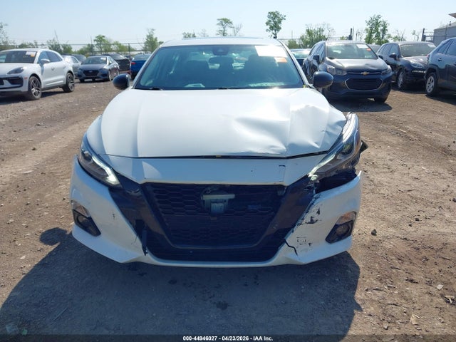 44946027 :رقم المزاد ، 1N4BL4CW4NN410405 vin ، 2022 Nissan Altima Sr Intelligent Awd مزاد بيع