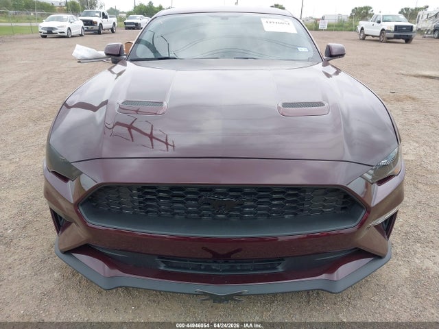 44946054 :رقم المزاد ، 1FA6P8TH2J5123587 vin ، 2018 Ford Mustang Ecoboost مزاد بيع
