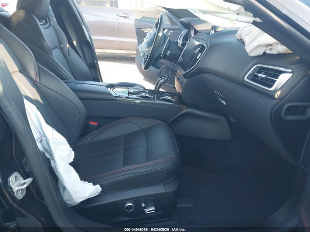 Продажа на аукционе авто 2024 Maserati Ghibli Modena Ultima Q4, vin: ZAM57YTM3RX452829, номер лота: 44946056