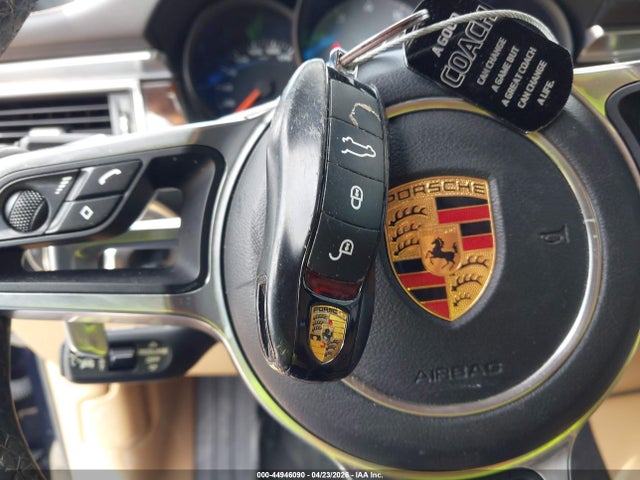 Продаж на аукціоні авто 2017 Porsche Macan S, vin: WP1AB2A5XHLB11961, номер лоту: 44946090